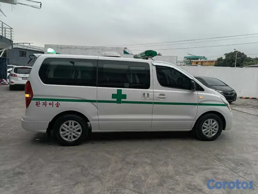 2017 Hyundai Grand Starex — foto 12 / 20