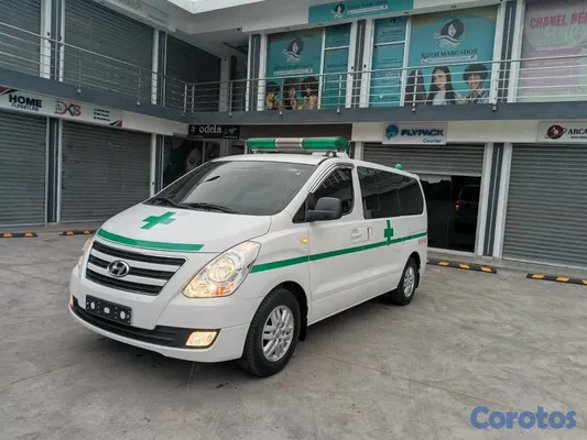 2017 Hyundai Grand Starex — foto 19 / 20