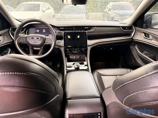 2023 Jeep Grand Cherokee L — foto 6 / 10