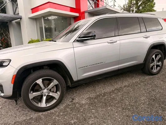 2023 Jeep Grand Cherokee L — foto 10 / 10