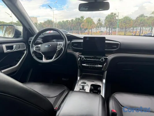 2021 Ford Explorer — foto 7 / 13