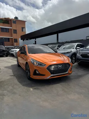 2018 Hyundai Sonata — foto 2 / 13