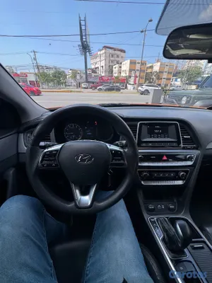 2018 Hyundai Sonata — foto 10 / 13