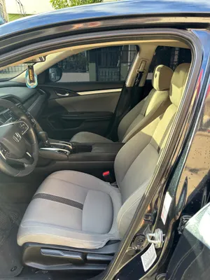 2021 Honda Civic — foto 7 / 9