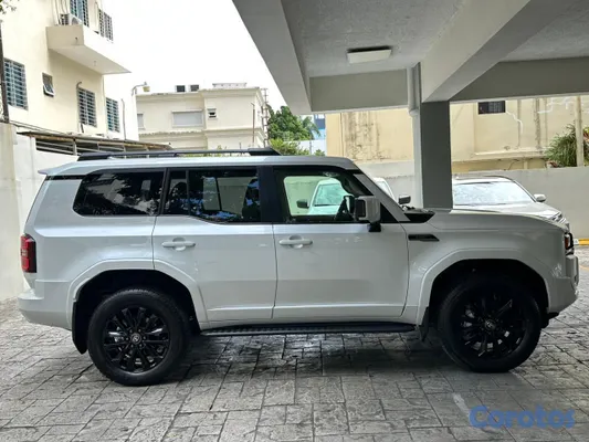 2026 Toyota Land Cruiser — foto 3 / 12