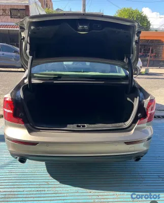 2020 Volvo S60 — foto 4 / 10