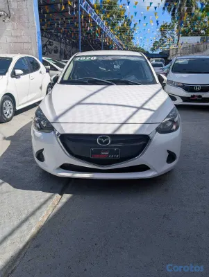 2020 Mazda Demio — foto 13 / 14