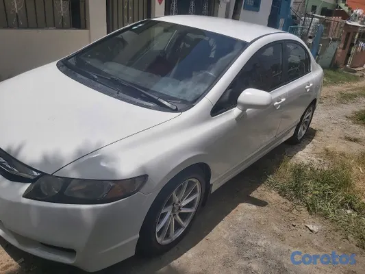 2010 Honda Civic — foto 2 / 4