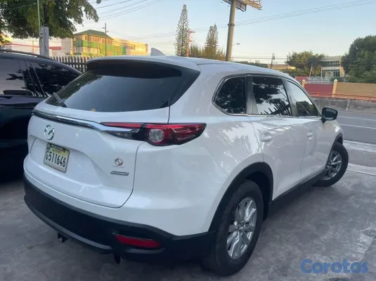 2016 Mazda CX-9 — foto 7 / 10