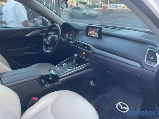 2016 Mazda CX-9 — foto 8 / 10