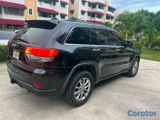 2014 Jeep Grand Cherokee — foto 7 / 9