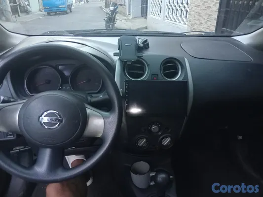 2014 Nissan Note — foto 14 / 18