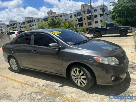 2010 Toyota Corolla — foto 3 / 7