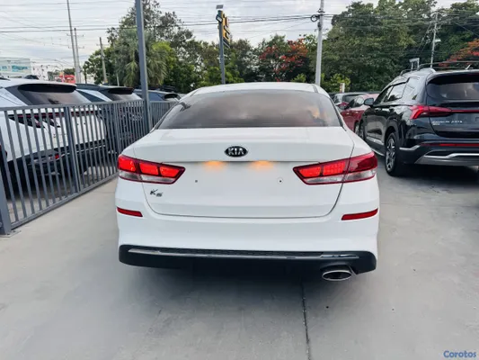 2020 Kia K-5 — foto 5 / 10