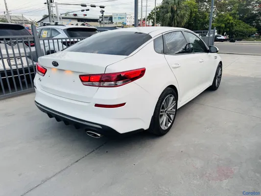 2020 Kia K-5 — foto 6 / 10