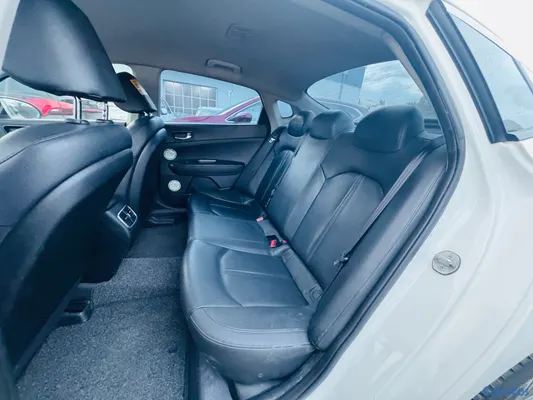 2020 Kia K-5 — foto 9 / 10