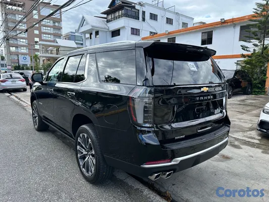 2026 Chevrolet Tahoe — foto 4 / 13