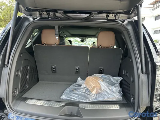 2026 Chevrolet Tahoe — foto 11 / 13