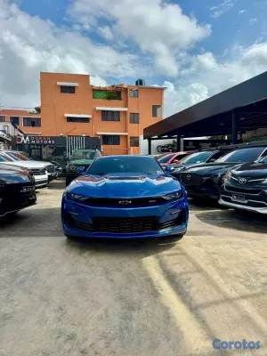 2023 Chevrolet Camaro — foto 2 / 12