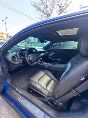 2023 Chevrolet Camaro — foto 9 / 12