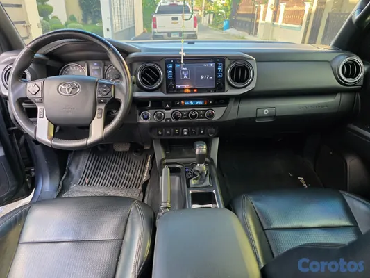 2018 Toyota Tacoma — foto 6 / 13