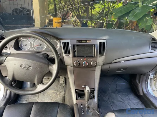 2009 Hyundai Sonata — foto 6 / 7