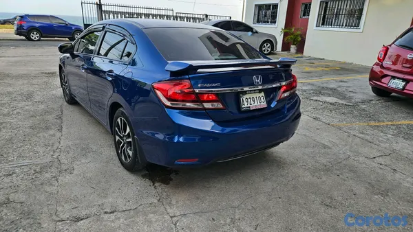 2014 Honda Civic — foto 8 / 10