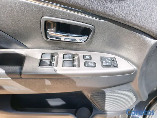 2018 Mitsubishi Outlander — foto 9 / 19