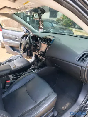 2018 Mitsubishi Outlander — foto 15 / 19