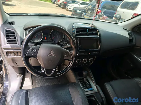 2018 Mitsubishi Outlander — foto 19 / 19