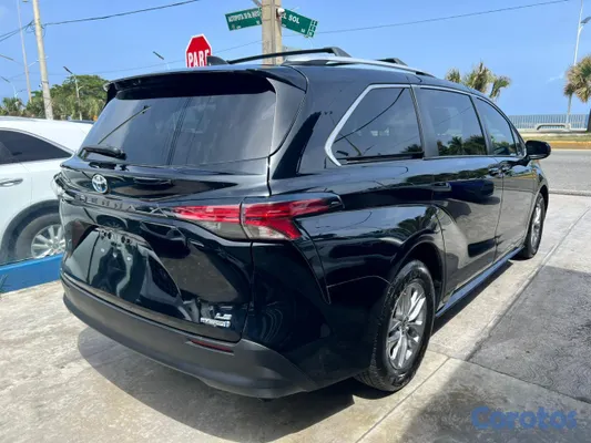 2022 Toyota Sienna — foto 7 / 10