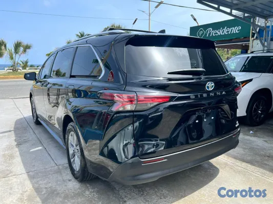 2022 Toyota Sienna — foto 10 / 10