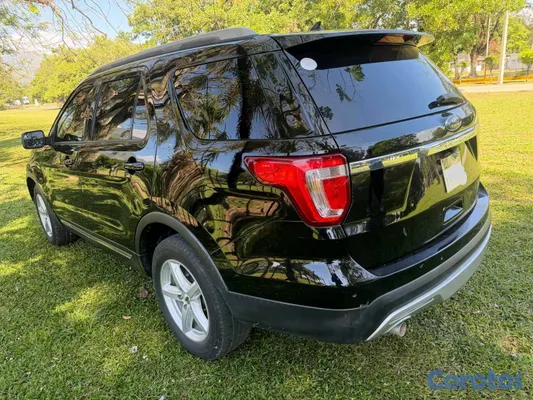 2018 Ford Explorer — foto 5 / 9