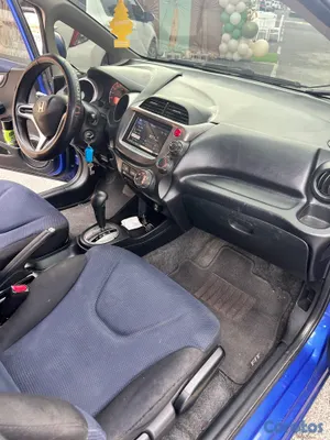 2011 Honda Fit — foto 2 / 11