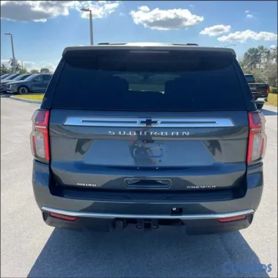 2022 Chevrolet Suburban — foto 5 / 6