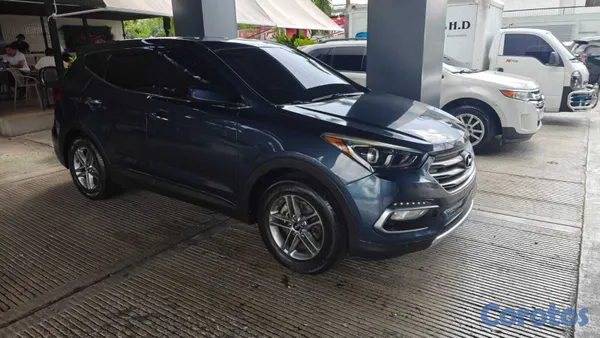 2017 Hyundai Santa Fe — foto 8 / 8