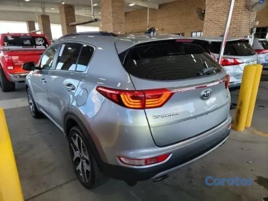 2019 Kia Sportage — foto 2 / 10
