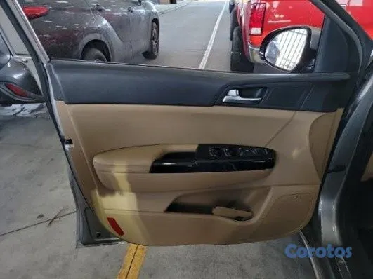 2019 Kia Sportage — foto 5 / 10