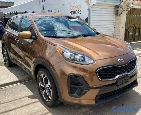 2020 Kia Sportage — foto 2 / 10