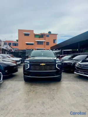 2025 Chevrolet Tahoe — foto 3 / 14
