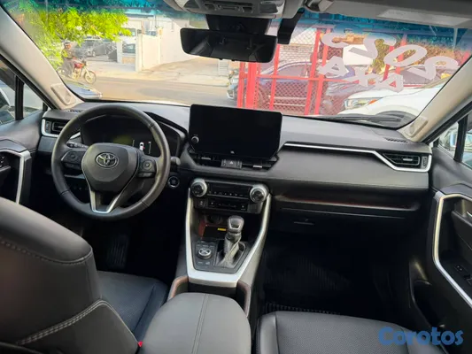 2023 Toyota Rav-4 — foto 6 / 9
