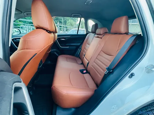 2020 Toyota Rav-4 — foto 6 / 10