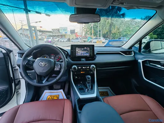 2020 Toyota Rav-4 — foto 7 / 10