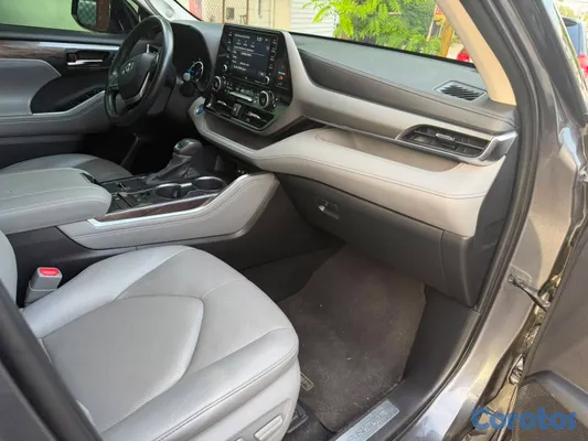 2022 Toyota Highlander — foto 8 / 11