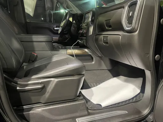 2021 Chevrolet Silverado — foto 4 / 9