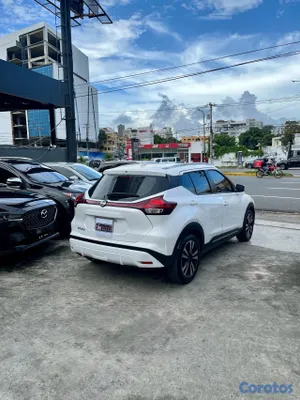 2022 Nissan Kicks — foto 6 / 10