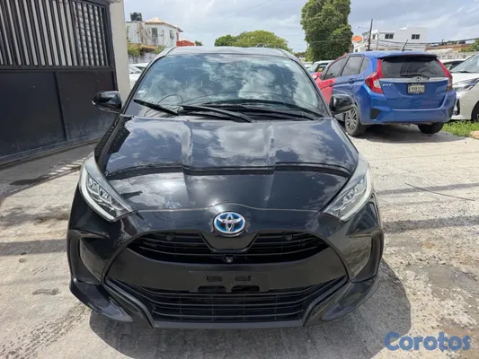 2020 Toyota Yaris — foto 2 / 9