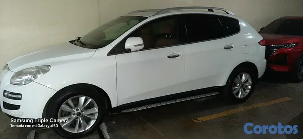 2012 Luxgen Suv — foto 10 / 10