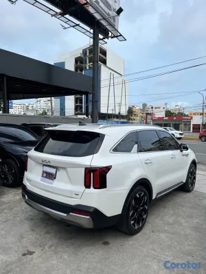 2024 Kia Sorento — foto 8 / 11