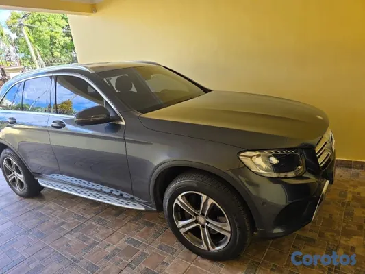 2016 Mercedes-Benz Clase GLC — foto 3 / 10
